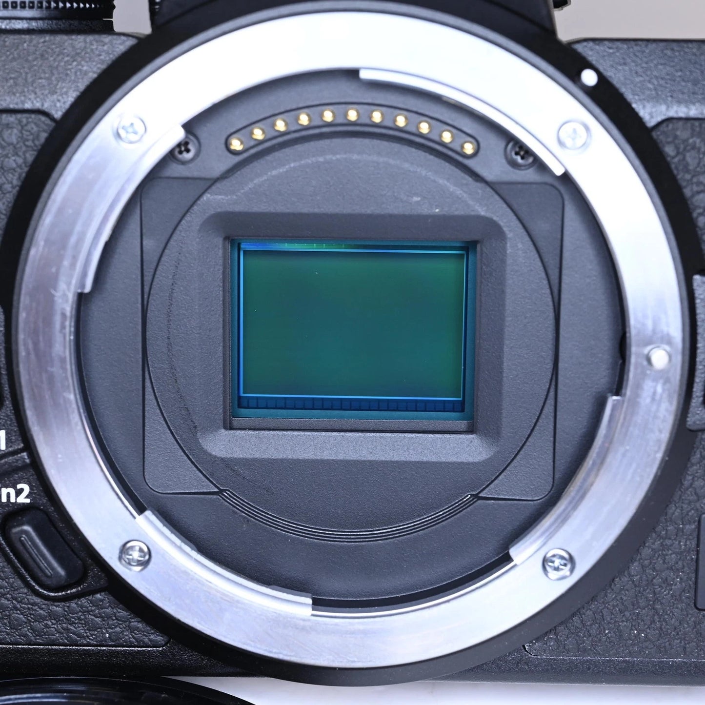 Camara Nikon Z 50 DX 20.9 Mirrorless Con Lente Kit 16-50 Como Nueva